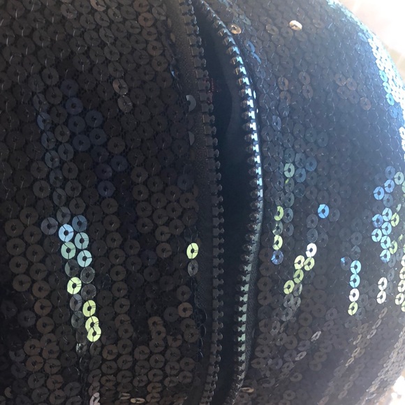 Super cute top. - Picture 5 of 5